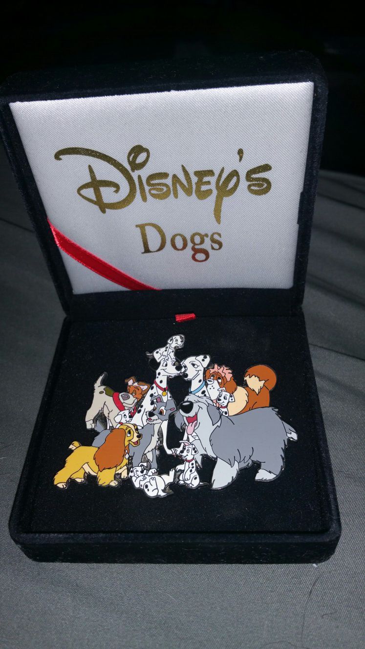 Collectable disney dogs collectors pin