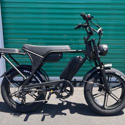 Electric Ebike (Dual battery/Extended Seat) (Retro Style) 1500 Peak Watt Motor 32mph, 30ah Battery (Total) 