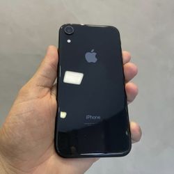 IPhone Xr Unlocked With Warranty 