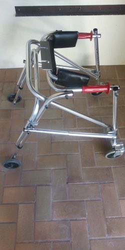 Kaye Walker With Seat Custions Excellent Kids Child
