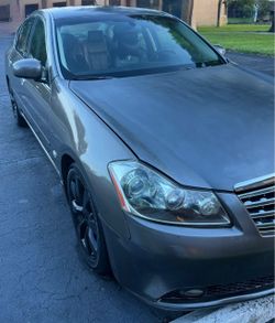 Infiniti M35 Sedan Gray