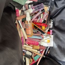 Makeup Maquillaje Beauty Belleza $1