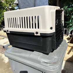 Small Dog House $30