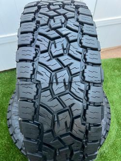 Toyo Open Country tires 17”