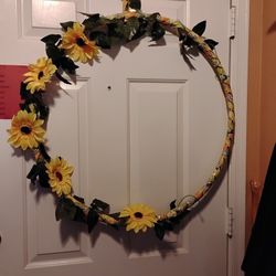 Too Much Home Decor - Making Deals 