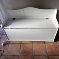Sitting And Storage Solid Wood