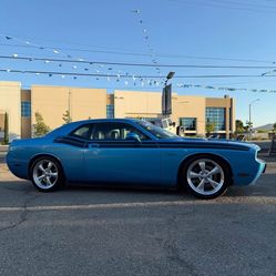 10' Challenger R/T 5.7 Hemi  New Tires , Performance Brakes 4000 Miles On Rebuilt Engine