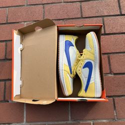 TRAVIS SCOTT JORDAN 1 LOW CANARY SIZE 10M/11.5W VNDS/REPLACEMENT BOX