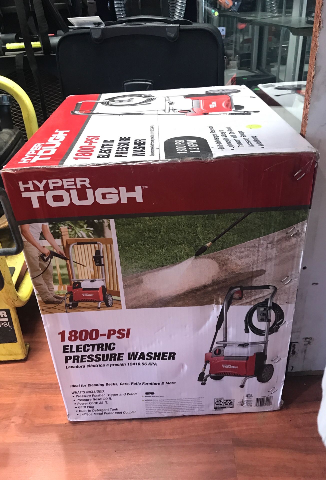 Hyper Tough 1800 PSI Electric Pressure Washer Brand NEW!