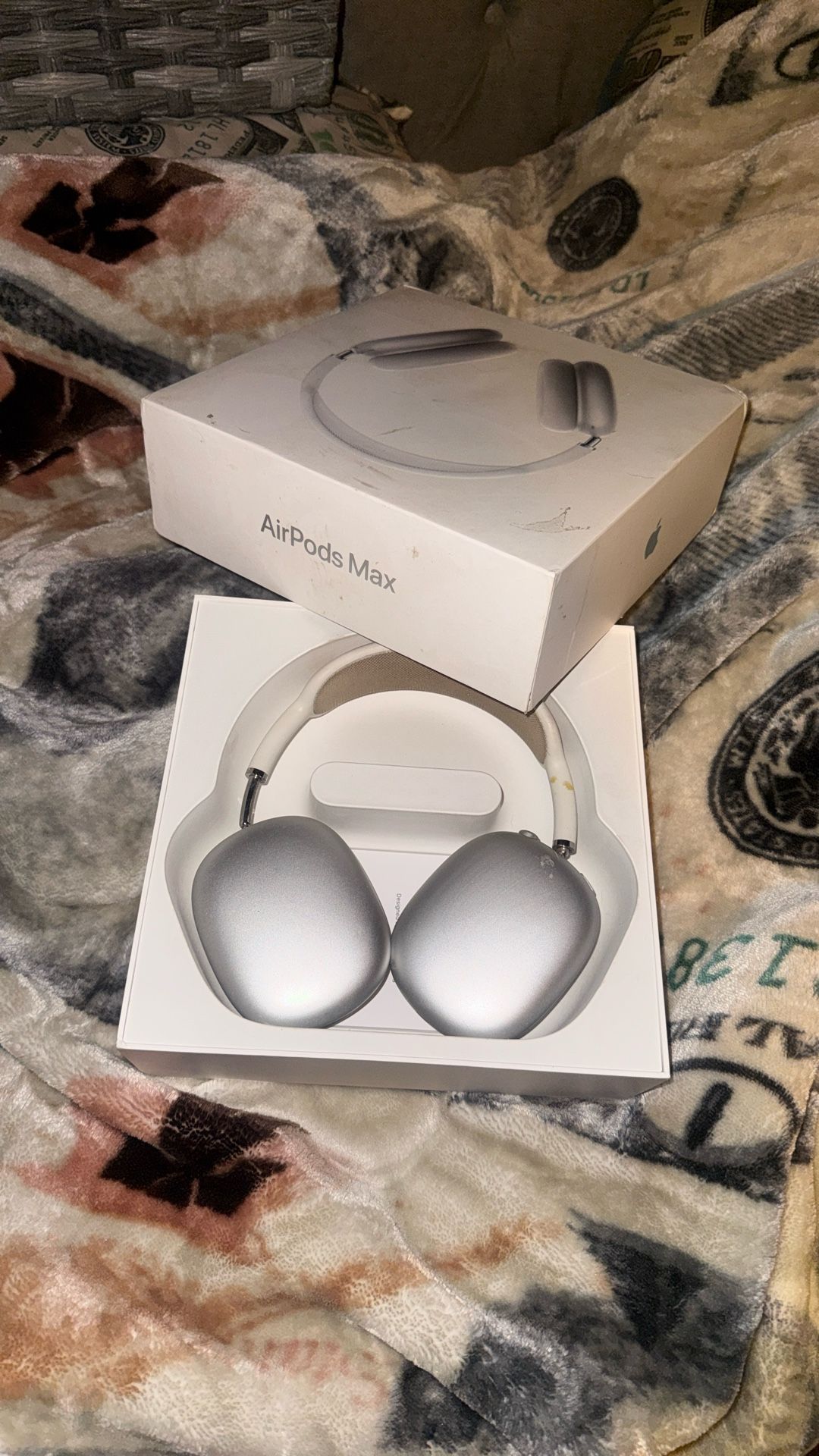 AirPods Max
