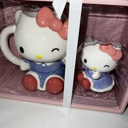 Hello Kitty Mug & Figurine Set