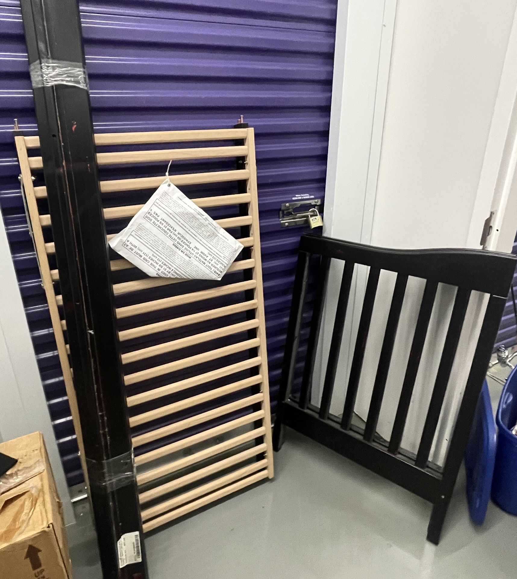 DUTAILIER CRIB Converts to a Full Bed BABY CRIB