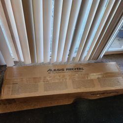 ALESIS RECITAL  KEYBOARD 