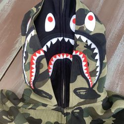 AUTHENTIC BAPE SWEATER 