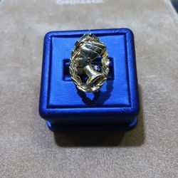 Beautiful Nefertiti 10k Ring 