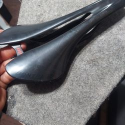 Bontrager XXX Saddle