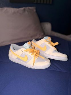 Nike Dunk Melon Tint colorway