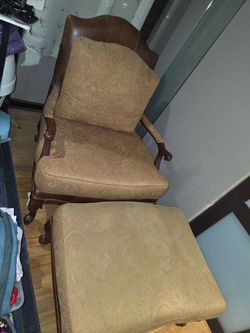 Ethan Allen chair and Ottoman