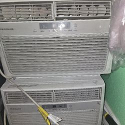 AC Unit Frigidaire