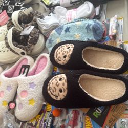 all laddies slippers and socks 