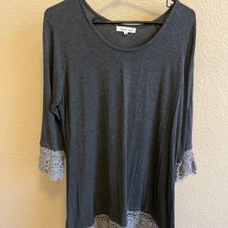 Women’s Gray Top