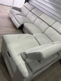 SECTIONAL GENUINE LEATHER RECLINER ELECTRIC ⚡️ WHITE COLOR..✅🚛DELIVERY SERVICE AVAILABLE ✅🚛