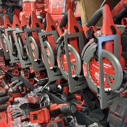 Milwaukee m18 7-1/4 inch wormdrive circular saw