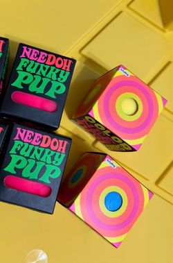 Needoh Pink Pup x 2 & Color Yellow & Blue Changing Color Balls Squishy Authentic $20 each