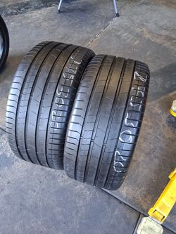 Pair 275/30/20 Pirelli Pzero Run Flat