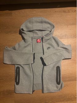 Grey nike tech L14/16