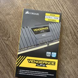 CORSAIR vengeance LPX  ddr4