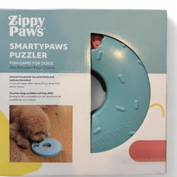 ZippyPaws - SmartyPaws - Puzzler Dog Toy - Fun Game For Dogs