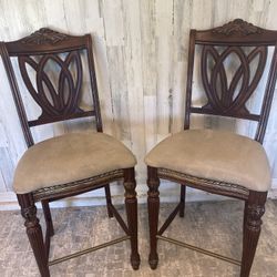 TALL CHAIRS - 2