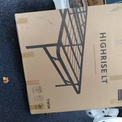 Twin Size Metal Platform Bed 