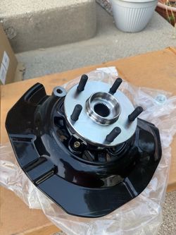 NEW DRIVESTAR 698-424 Front Right Steering Knuckle Hub – 04-10 Toyota Sienna