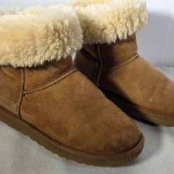 UGG Australia Womens 6 Tan Bailey Button Boots Lined Comfort Winter