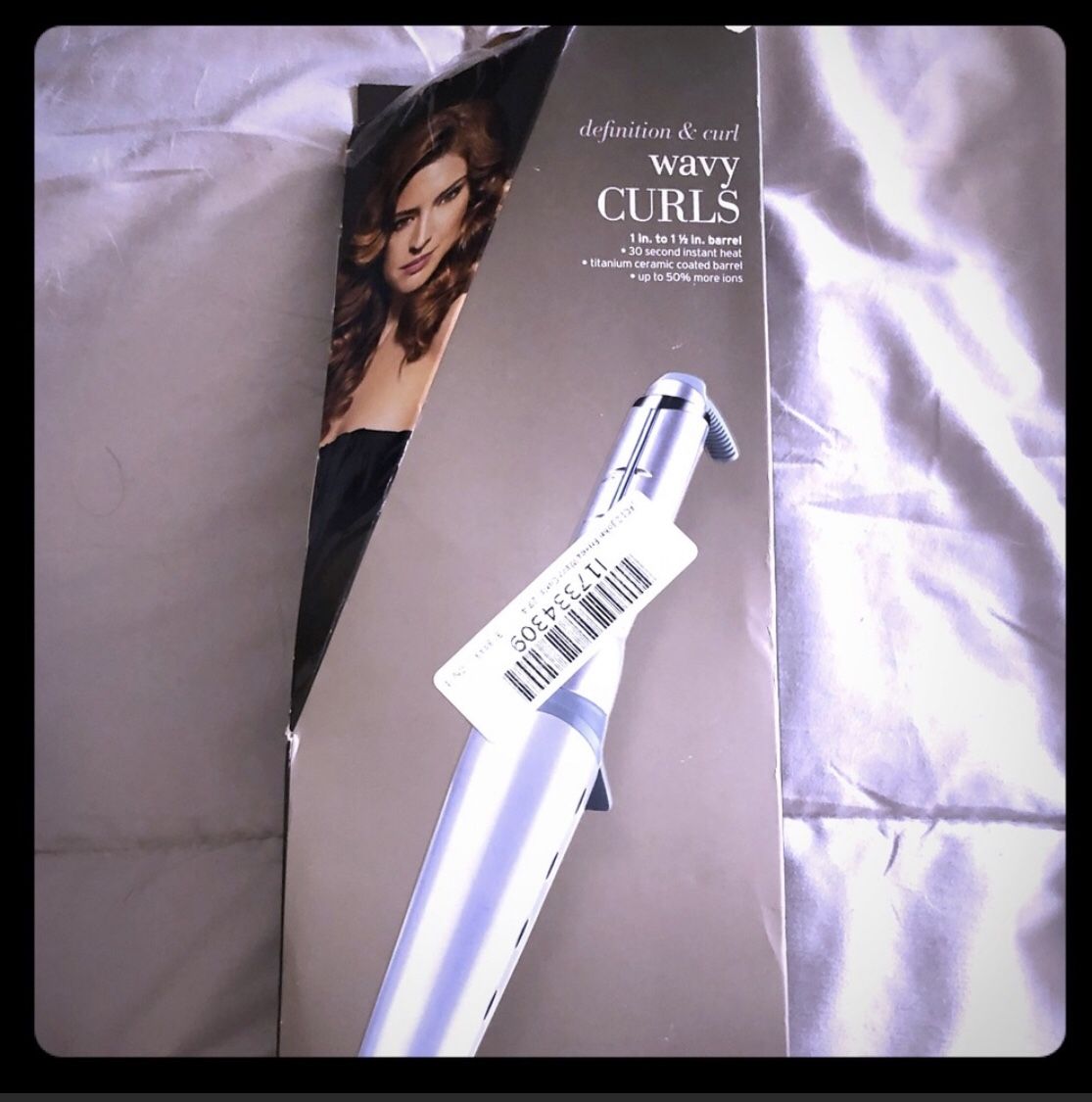 John Frieda Wavy Curls Curling Iron