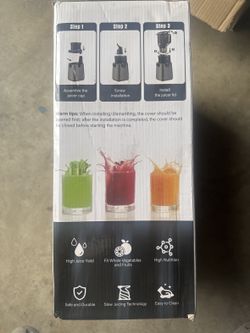 Cold Press Juicer SJ-057 - Slow Masticating Juicer, Open Box Like New