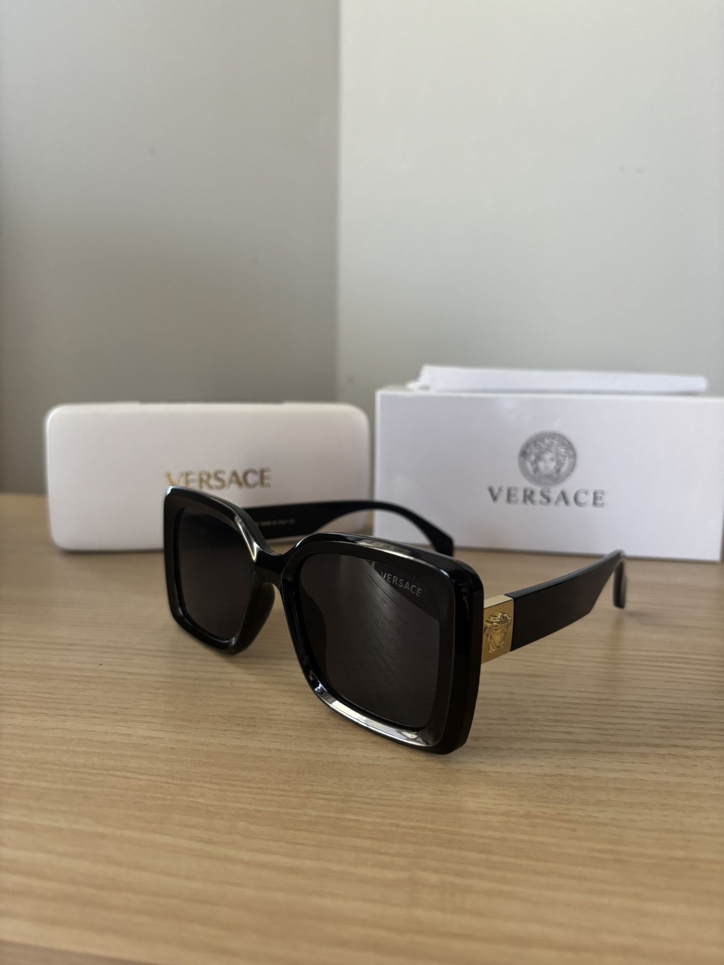 Women’s Luxury Sunglasses 