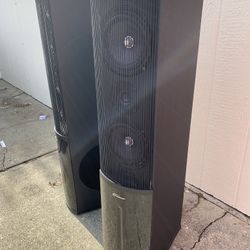 Subwoofer N Towers