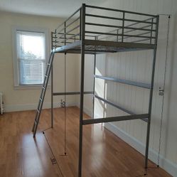 Loft Bed - Twin Size