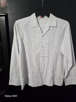 Guayabera De Lino De Manga Larga.  De Niño De 6 A 8 Años De Edad. Estilo Gobernador Excelente Calidad. 