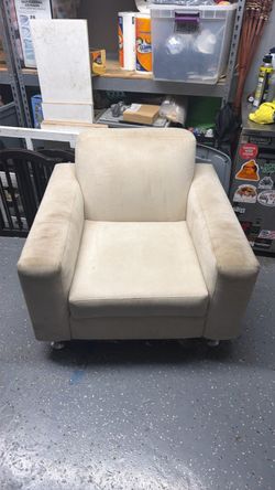Love seat - living room chair