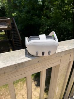 Selling my Meta Quest 3 VR headset