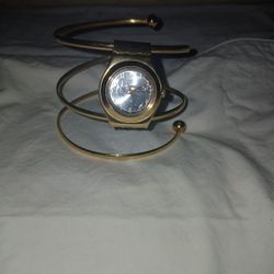 ORIGINAL 007 OCTOPUSSY SWATCH WATCH ./ IM REDUCING THE PRICE AGAIN!!