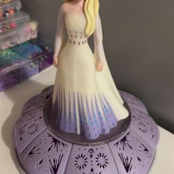 Frozen musical lamp