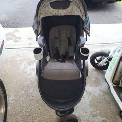 Stroller 