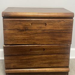 2 Drawer Night Stand 