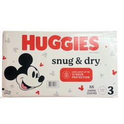 Huggies Size 3 Snug & Dry Diapers 88 Count Box