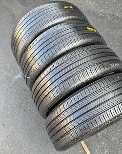 205 60 16 HANKOOK I'm selling this set of tires with 80% life left on all 4
